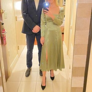 Reformation Maryanne Dress Size 2 in Artichoke